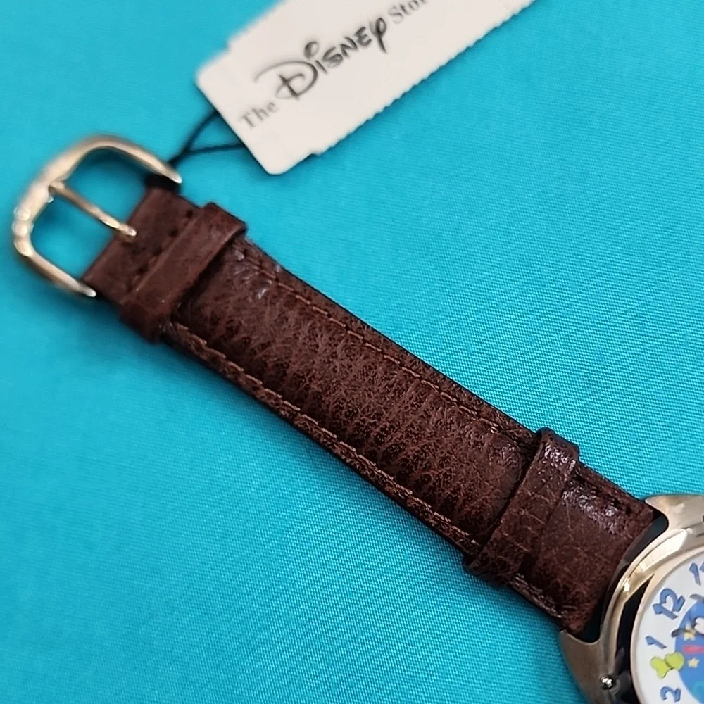 BNIB Rare Vintage Disney Backward Running Goofy Watch